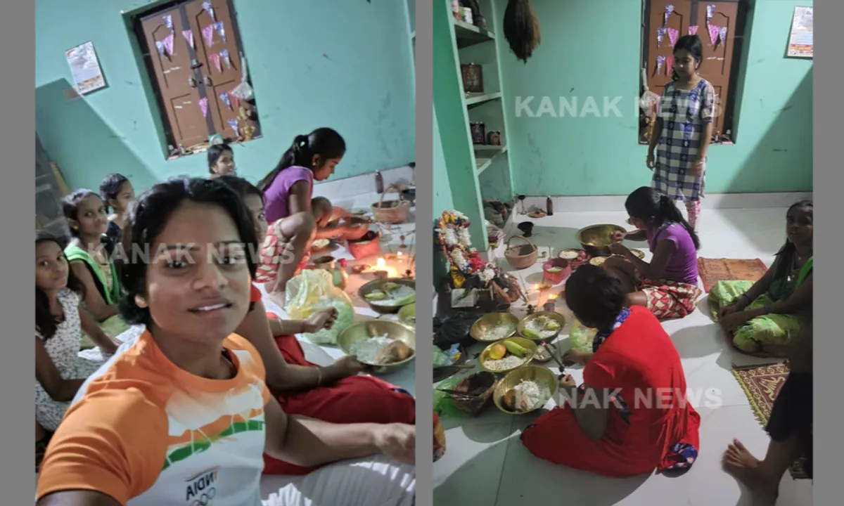  ଗାଁରେ ଦୂତୀ କଲେ ଖୁଦୁରୁକୁଣୀ ଓଷା । ଲେଖିଲେ ଏମିତି କଥା...