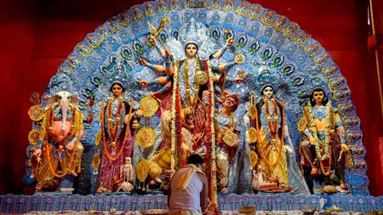  ମୂର୍ତି ଉଚ୍ଚତାକୁ ନେଇ ବୈଠକ ଆରମ୍ଭ । ପୂଜା କମିଟି ସହ ସରକାରଙ୍କ ଆଲୋଚନା ଜାରି