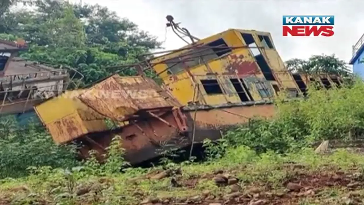  କେବେ ସିଟି ବସ୍ କେବେ ସାଇକେଲ । ଏବେ ଖତ ଖାଉଛି ମୋଟର ଲଞ୍ଚ ଓ ବୋଟ୍ ।