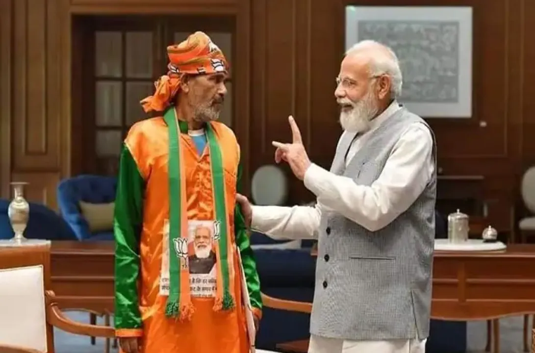  ପ୍ରଧାନମନ୍ତ୍ରୀ ମୋଦୀଙ୍କୁ ଭେଟିବାକୁ ୨୨ ଦିନରେ ୭୫୦ କିଲୋମିଟର ପଦଯାତ୍ରା କଲେ ବୃଦ୍ଧ । ପଢନ୍ତୁ, କେମିତି କଲେ ସାକ୍ଷାତ...