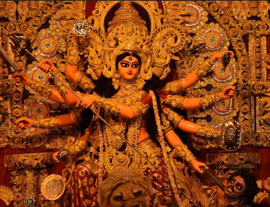  ଆରମ୍ଭ ହେଲା ନବରାତ୍ର ପୂଜା : ବିଭିନ୍ନ ପୀଠରେ କଳସ ସ୍ଥାପନ ପରେ ମା’ ଦୁର୍ଗାଙ୍କ ପୂଜାର୍ଚ୍ଚନା ପାଇଁ ସଂକଳ୍ପ ନେଲେ ବ୍ରତଧାରୀ
