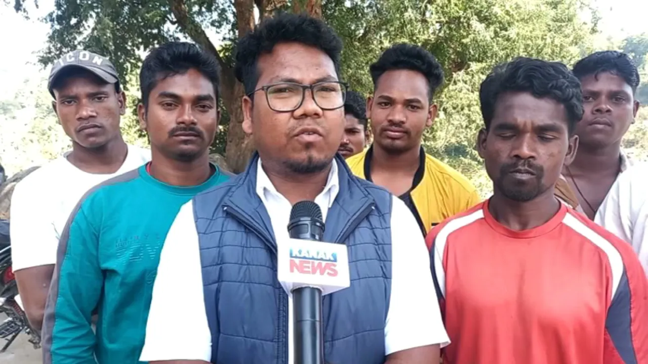  ଦିନେ ମୁଖ୍ୟମନ୍ତ୍ରୀ ପ୍ରଂଶସା କରିଥିଲେ । ଆଜି ପଞ୍ଚାୟତ ନିର୍ବାଚନରେ ସମିତି ସଭ୍ୟ ପ୍ରାର୍ଥୀ ।