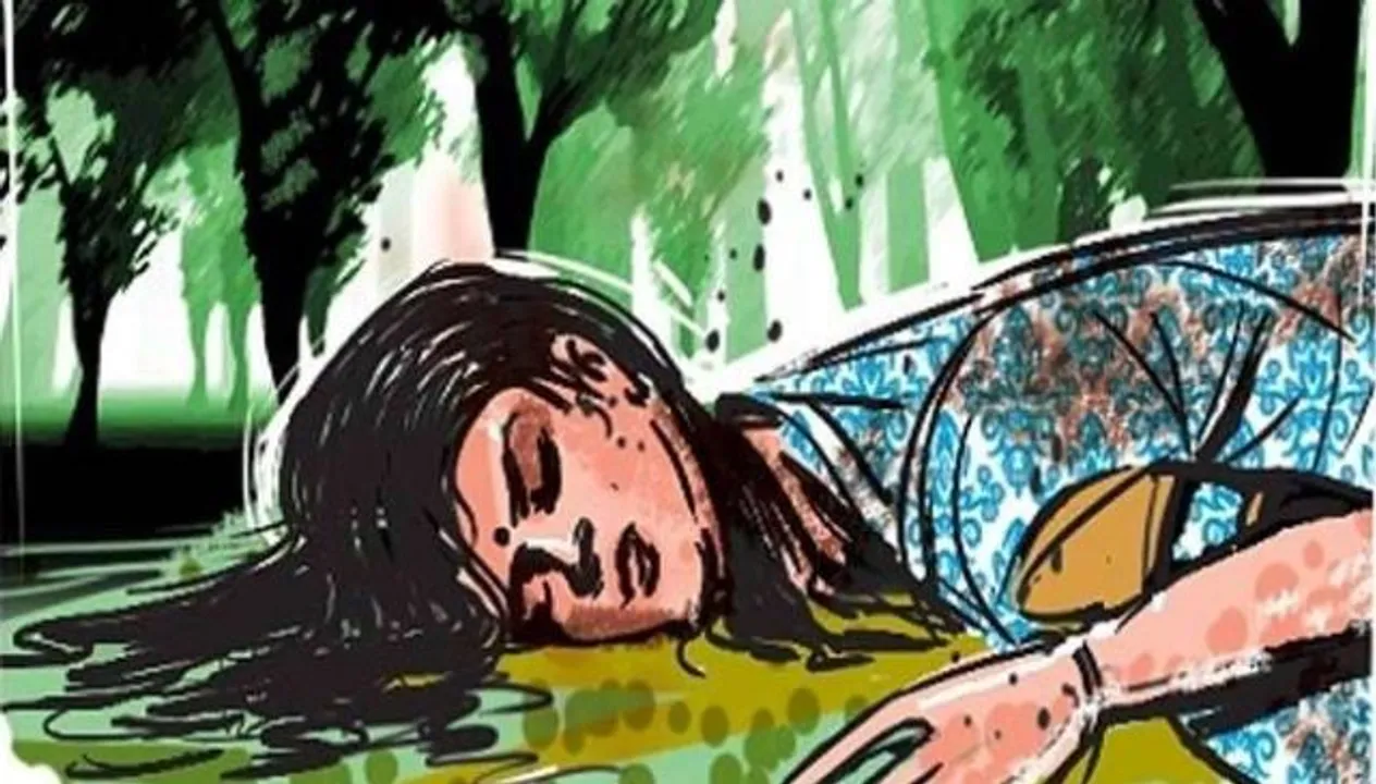  ହାତ ବାଜିଗଲା ବୋଲି । ଦଳିତ ଝିଅଙ୍କୁ ଦୋକାନୀର ମାଡ ।