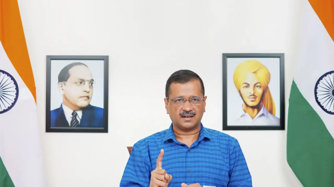  କାଶ୍ମୀରରେ ଫେରିଲାଣି ୯୦ ଦଶକର ସ୍ଥିତି, କାଶ୍ମୀର ପଣ୍ଡିତଙ୍କୁ ସୁରକ୍ଷା ଦିଅନ୍ତୁ କେନ୍ଦ୍ର ସରକାର । ସହଯୋଗ କରିବାକୁ କେଜ୍ରିୱାଲ ଦେଲେ ସଂକେତ ।