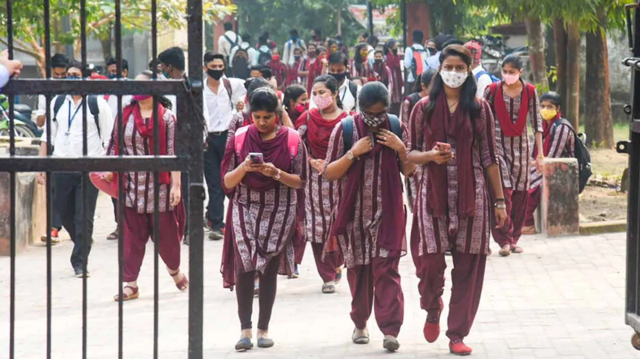  +୨ରେ ହେବ ତ୍ରୟ-ମାସିକ ପରୀକ୍ଷା, ଗଣଶିକ୍ଷା ବିଭାଗ ପକ୍ଷରୁ ବିଜ୍ଞପ୍ତି ପ୍ରକାଶ ।