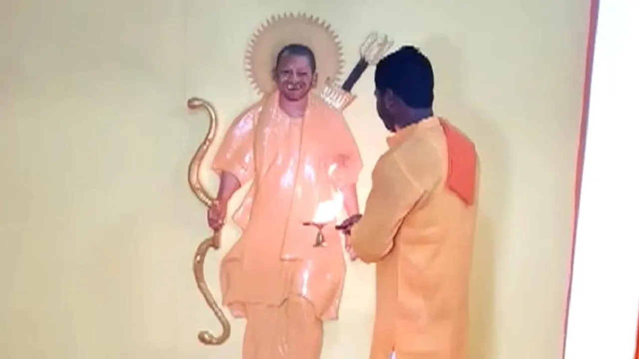  ନିର୍ମାଣ ହେଲା ଯୋଗୀଙ୍କ ମନ୍ଦିର ... ଏଠାରେ ପ୍ରତିଦିନ ହୁଏ ଆଳତୀ , ମନ୍ଦିରରେ ବାଜେ ଯୋଗୀଙ୍କ ଭଜନ 