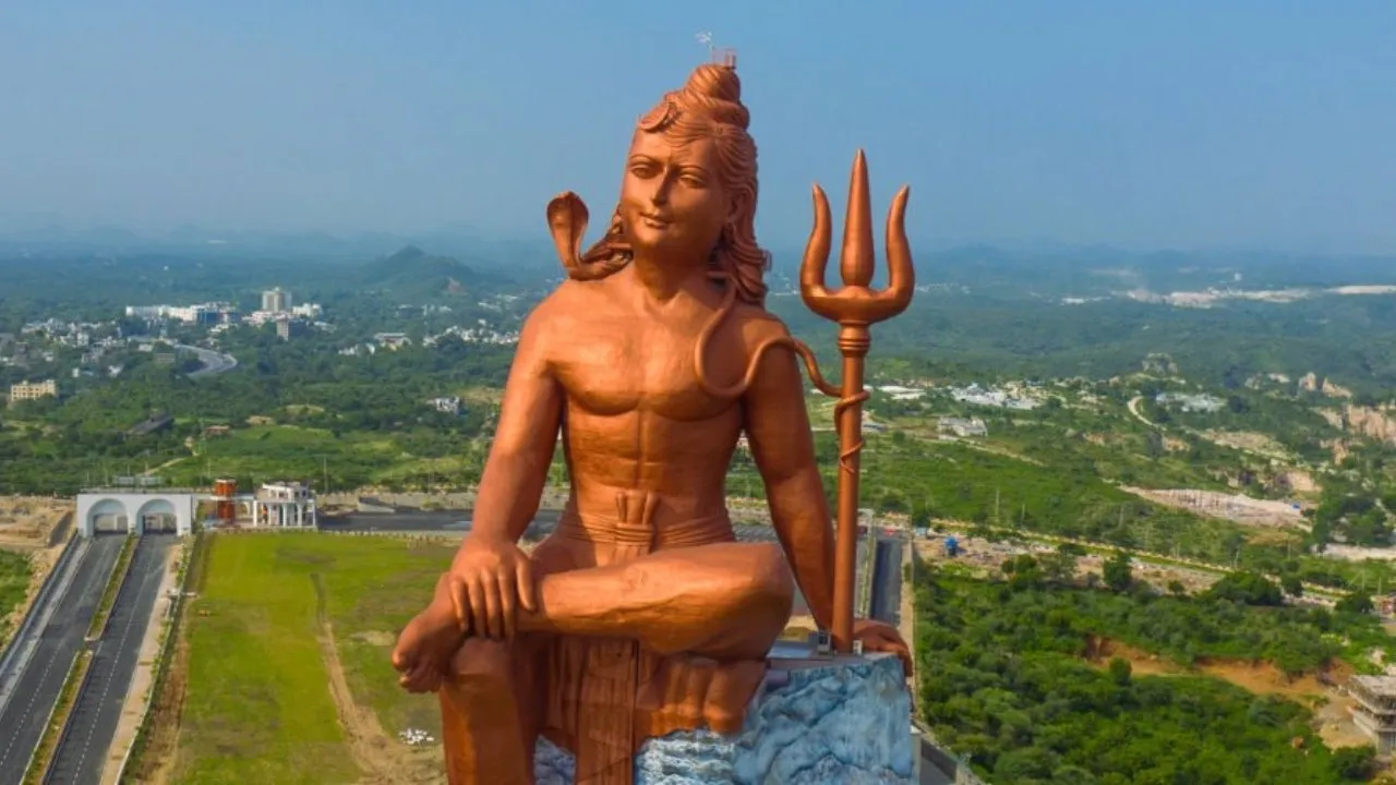  ରାଜସ୍ଥାନରେ ଉନ୍ମୋଚନ ହୋଇଛି ବିଶ୍ୱର ସବୁଠାରୁ ବଡ ଶିବ ମୂର୍ତ୍ତି  । ଉଚ୍ଚତା ରହିଛି ୩୬୯ ଫୁଟ