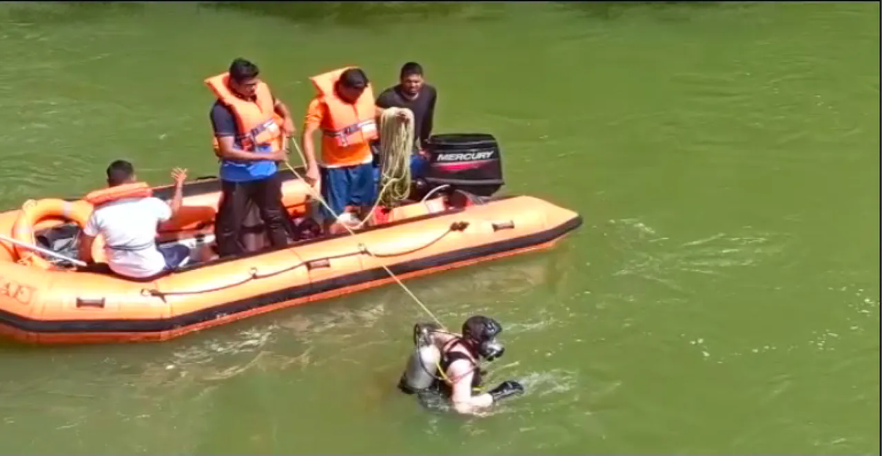  ଜଗତପୁର ପଟ୍ଟାମୁଣ୍ଡାଇ କେନାଲରେ ଭାସିଯାଇ ୩ ଯୁବକ ନିଖୋଜ ଘଟଣା । ସମସ୍ତ ନିଖୋଜଙ୍କ ଉଦ୍ଧାର ହେଲା ମୃତଦେହ, ରାତିରେ ଗାଧୋଇବା ସମୟରେ ବୁଡି ଯାଇଥିଲେ