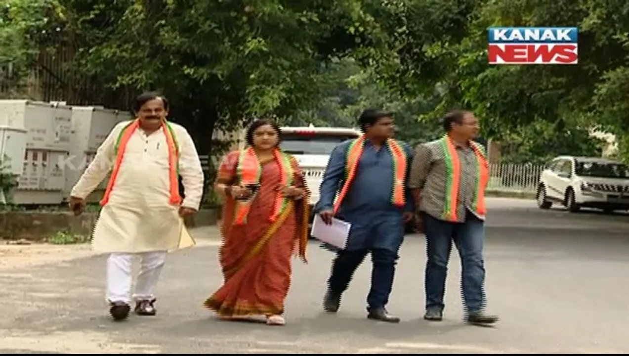  ଧାମନଗର ଉପନିର୍ବାଚନ: ବିଜେଡି ଟଙ୍କା ବାଣ୍ଟୁଥିବା ଅଭିଯୋଗରେ ସିଇଓଙ୍କୁ ଭେଟିଲା ବିଜେପି।