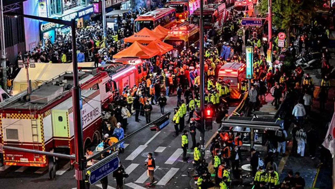  ଦକ୍ଷିଣ କୋରିଆର ରାଜଧାନୀ ସିଓଲରେ ବଡ ଅଘଟଣ । ଦଳାଚକଟାରେ ମୋଟ୍ ମୃତ୍ୟୁ ସଂଖ୍ୟା ୧୫୧କୁ ବୃଦ୍ଧି ।