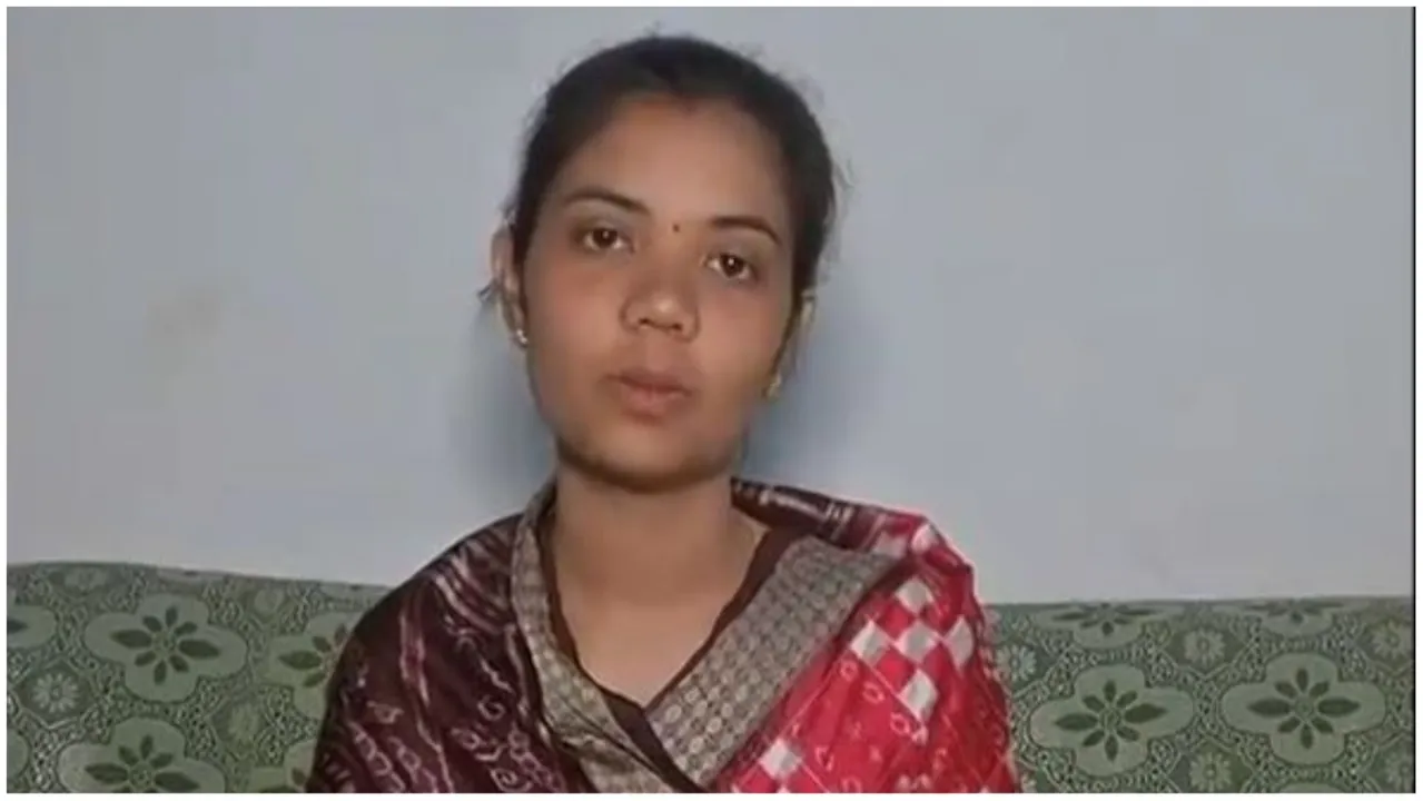  ତୋମାରଙ୍କୁ ପାଲଟା ପ୍ରଶ୍ନ ପଚାରିଲେ ବିଜେଡି ପ୍ରାର୍ଥୀ ବର୍ଷା ସିଂ ବରିହା। କହିଲେ ମୁଖ୍ୟମନ୍ତ୍ରୀଙ୍କ ଚାପ ଓ ଚାଷୀଙ୍କ ଆନ୍ଦୋଳନ ଯୋଗୁଁ ହକ୍ ଦେବାକୁ ବାଧ୍ୟ ହେଲା କେନ୍ଦ୍ର ।