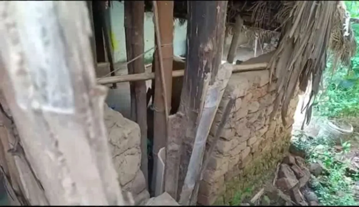  ସାଲେପୁରରେ ଯୋଜନା ପାଲଟିଛି ସାତସପନ। ଭଙ୍ଗା ଘରେ ବିତୁଛି ଲୋକଙ୍କ ଜୀବନ।