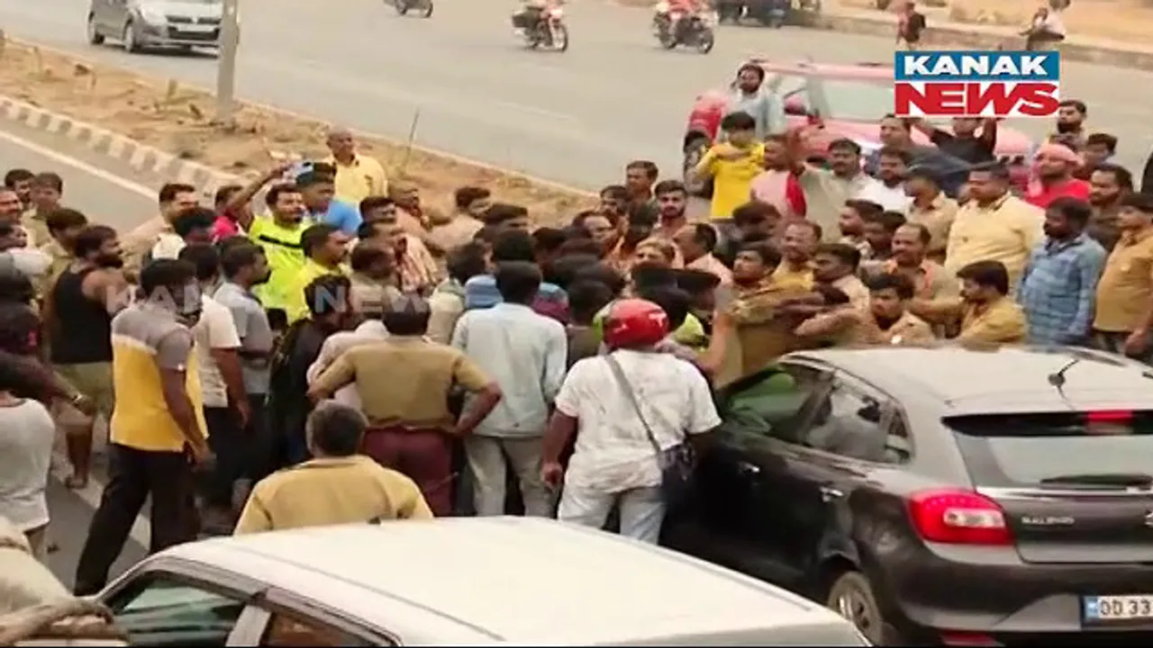  ଆନ୍ଦୋଳନକୁ ନେଇ ଡ୍ରାଇଭର ସଂଘର ଚେତାବନୀ। ପୋଲିସ୍ ଉଠାଇ ନେଲେ ଜୋରଦାର ହେବ ବିକ୍ଷୋଭ।