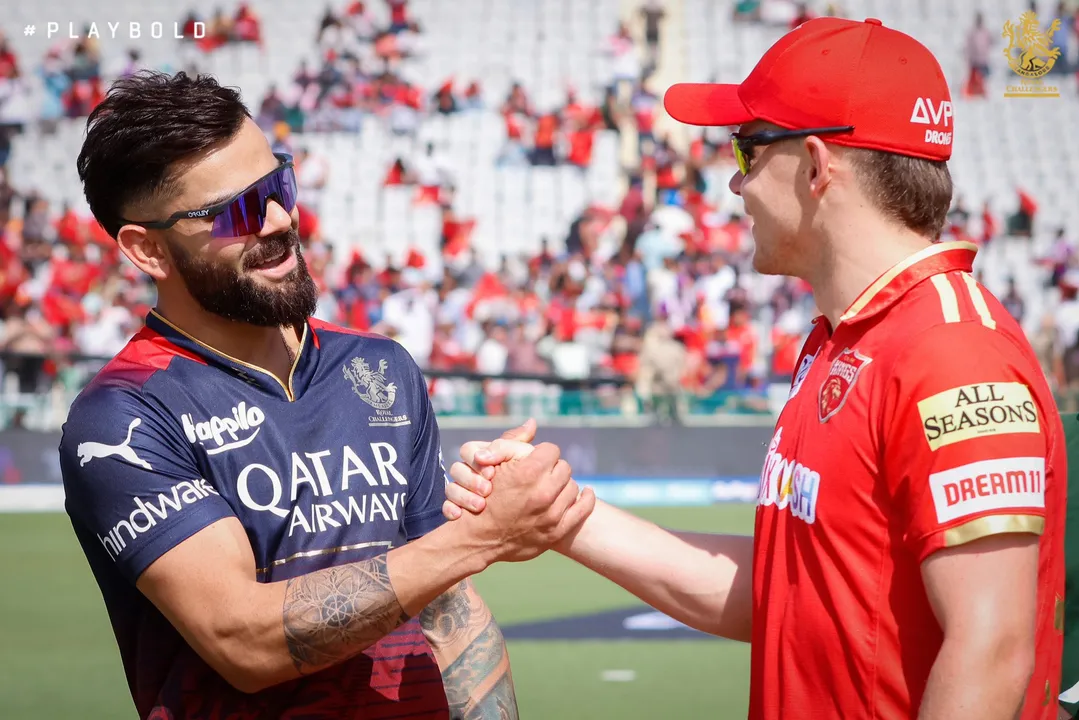  ୫୫୫ ଦିନ ପରେ ପୁଣିଥରେ ଆରସିବିର ମଙ୍ଗ ଧରିଲେ କୋହଲି । ପଞ୍ଜାବ ବିପକ୍ଷରେ ହାସଲ କଲେ ଅର୍ଦ୍ଧଶତକ ।