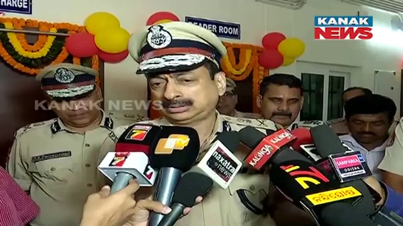  ସମ୍ବଲପୁରରେ ପୋଲିସ ଡିଜି। ଉତ୍ତେଜନା ପରର ସ୍ଥିତିର କରିବେ ଅନୁଧ୍ୟାନ।