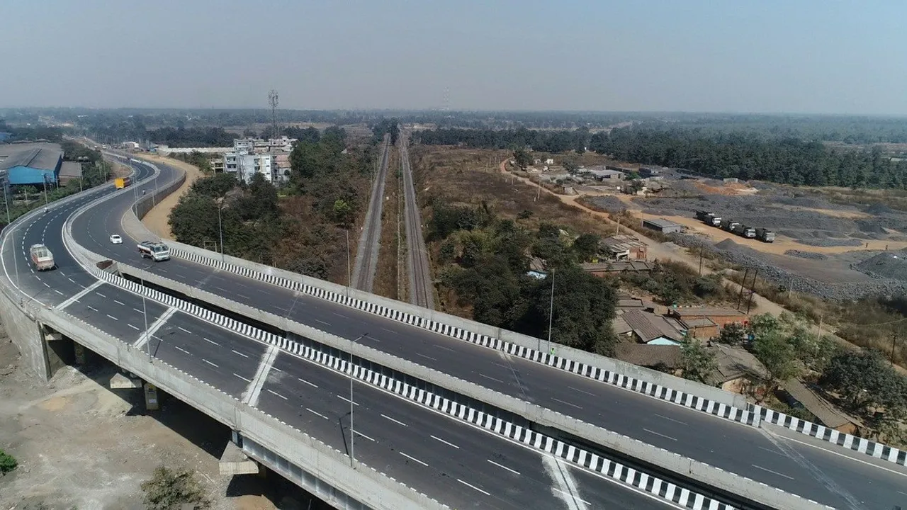  ବ୍ରହ୍ମପୁରରୁ ଜୟପୁର ବିଜୁ ଏକ୍ସପ୍ରେସ ୱେ-୨ର ନିର୍ମାଣ ଖୁବଶୀଘ୍ର । ତିନି ବର୍ଷରେ ସରିବ କାମ । ୩୦୫ କିଲୋମିଟର ଏହି ସଡକରେ ପାହାଡ ଖୋଳା ଯାଇ ନିର୍ମାଣ କରାଯିବ ଟନେଲ୍