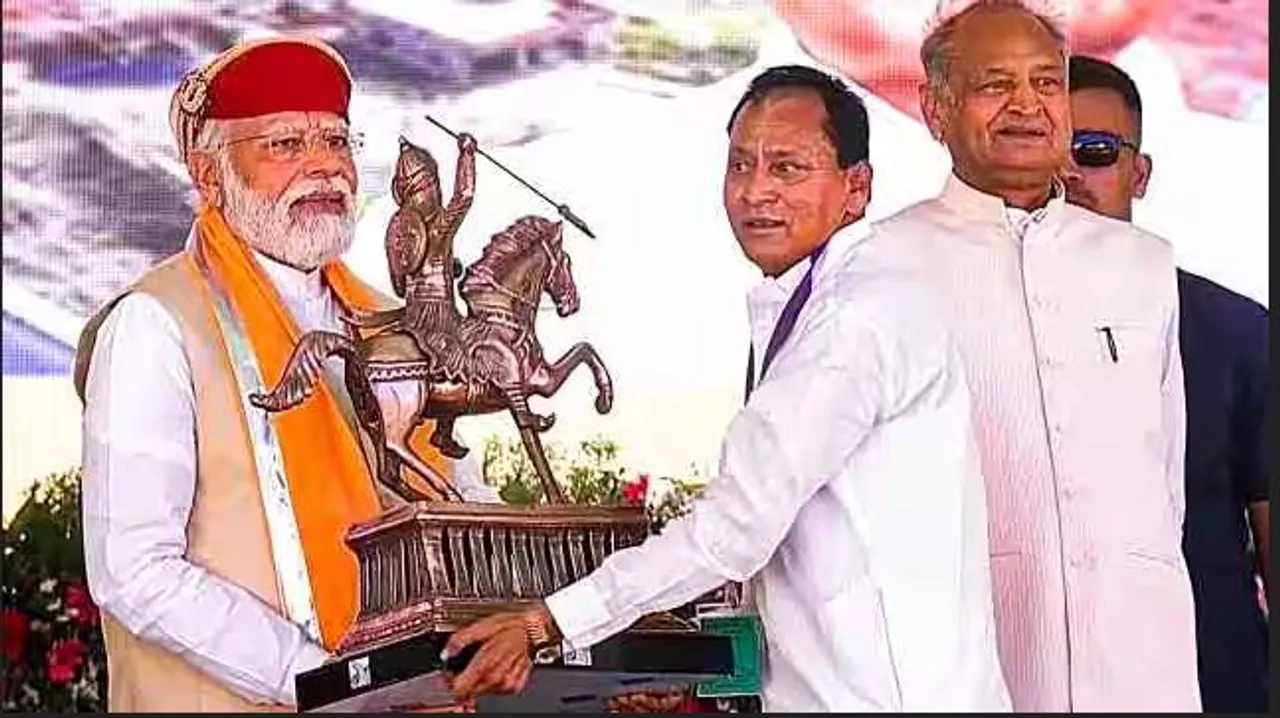  ରାଜସ୍ଥାନ ରାଜ୍ୟ ରାଜନୀତିରେ ହଲଚଲ ଭିତରେ ପହଁଚିଲେ ପ୍ରଧାନମନ୍ତ୍ରୀ ମୋଦି । ରାଜ୍ୟକୁ ଦେଲେ ୫ହଜାର ୫ଶହ କୋଟିର ଉପହାର