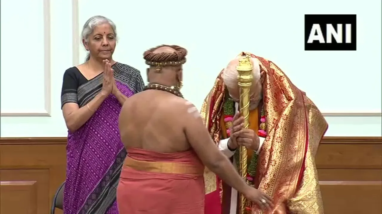  ନୂଆ ସଂସଦ ଭବନ ଉଦଘାଟନ ପୂର୍ବରୁ ପ୍ରଧାନମନ୍ତ୍ରୀଙ୍କ ହାତରେ ରାଜଦଣ୍ଡ। ତାମିଲନାଡୁ ଅଧିନମ ମଠର ମହନ୍ତ ମୋଦୀଙ୍କୁ ହସ୍ତାନ୍ତର କଲେ ସେଙ୍ଗୋଲ