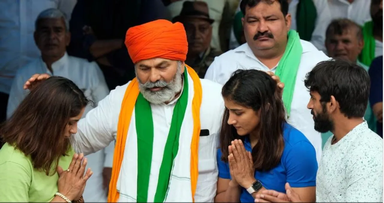  କୁସ୍ତିଯୋଦ୍ଧାଙ୍କୁ ସମର୍ଥନ କରିବା ପାଇଁ ଯନ୍ତର ମନ୍ତରରେ ଚାଷୀ ନେତା ରାକେଶ ଟିକାୟତ