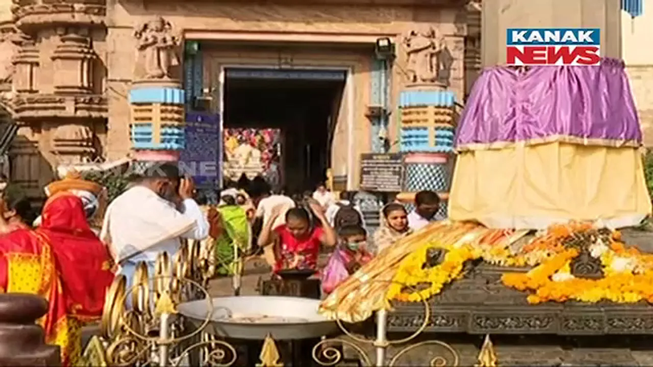  ଠାକୁର ଅନିଦ୍ରା, ପ୍ରଶାସକଙ୍କ ସଫେଇ : କହିଲେ, ଗ୍ରୀଷ୍ମ ପ୍ରବାହ ଯୋଗୁଁ ସଂଧ୍ୟାରେ ଭକ୍ତଙ୍କ ଗହଳି ଲାଗୁଥିବାରୁ ବିଳମ୍ବ ହେଉଛି ନୀତି