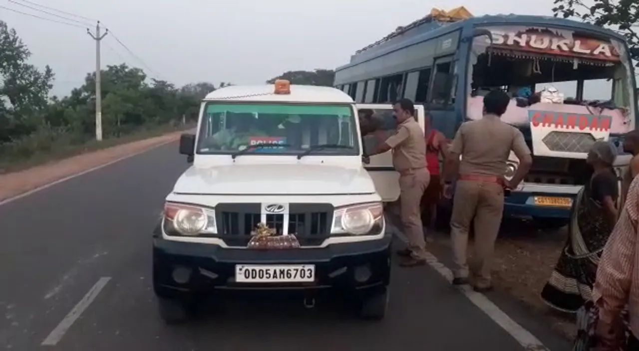  ମୁଣ୍ଡଳି ଟୋଲ ଗେଟରେ ପର୍ଯ୍ୟଟକଙ୍କୁ ମାଡ଼ ଘଟଣାରେ ସରକାରଙ୍କ ତତ୍ପରତା: ବନ୍ଦ ହେଲା ଟୋଲଗେଟ୍