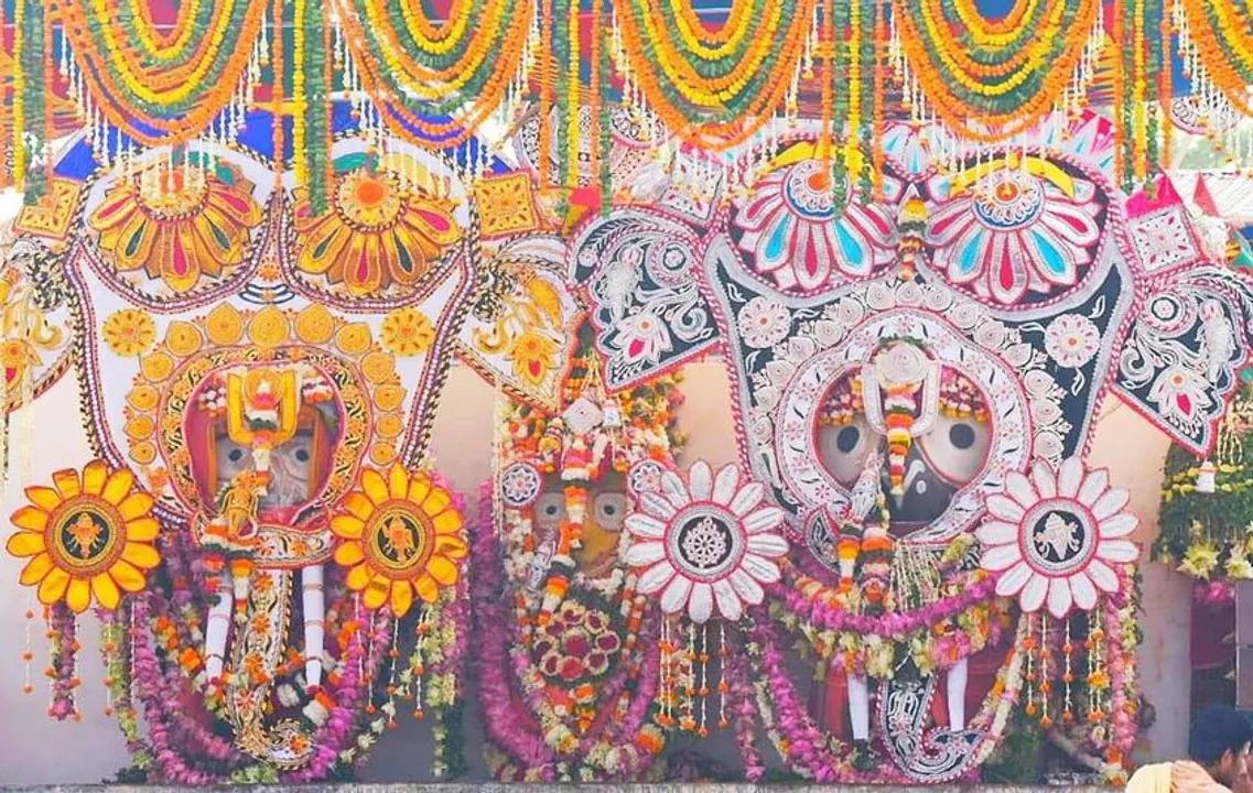  ଦେବସ୍ନାନ ପୂର୍ଣ୍ଣିମାରେ କାହିଁକି ହୋଇଥାଏ ଗଜାନନ ବେଶ? କ’ଣ କହୁଛି କିମ୍ବଦନ୍ତୀ ପଢ଼ନ୍ତୁ...