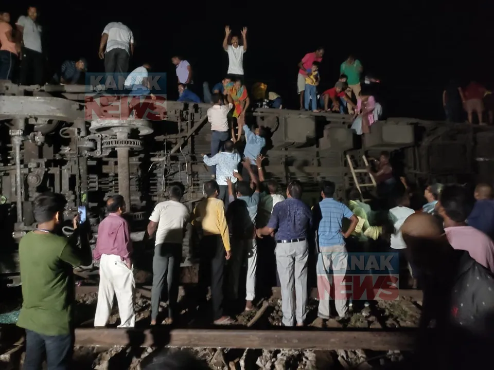  ବାହାନଗାରେ ଏକ୍ସପ୍ରେସ ଟ୍ରେନ ଦୁର୍ଘଟଣାଗ୍ରସ୍ତ। ଅନେକ ଯାତ୍ରୀ ଆହତ