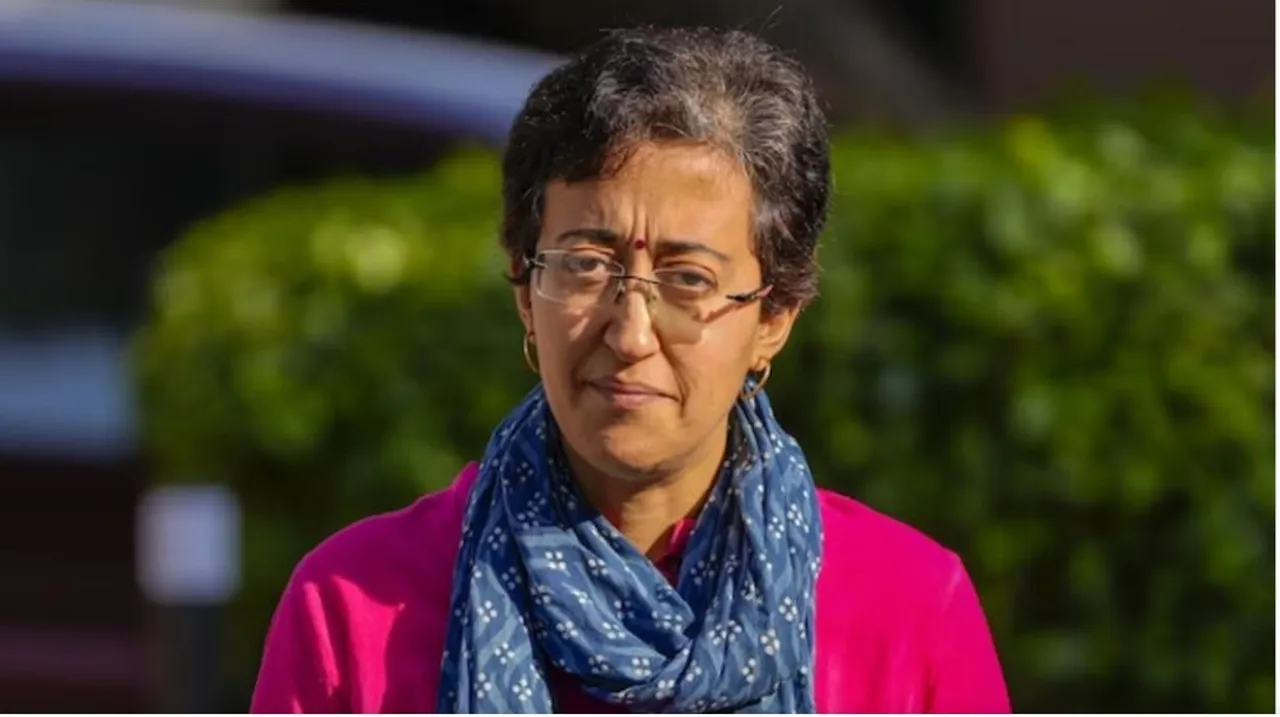  କେଜ୍ରିୱାଲ କ୍ୟାବିନେଟରେ ବଡ ଅଦଳବଦଳ। ଆତିଶିଙ୍କୁ ଅର୍ଥ ଏବଂ ରାଜସ୍ୱ ବିଭାଗର ଦାୟିତ୍ୱ