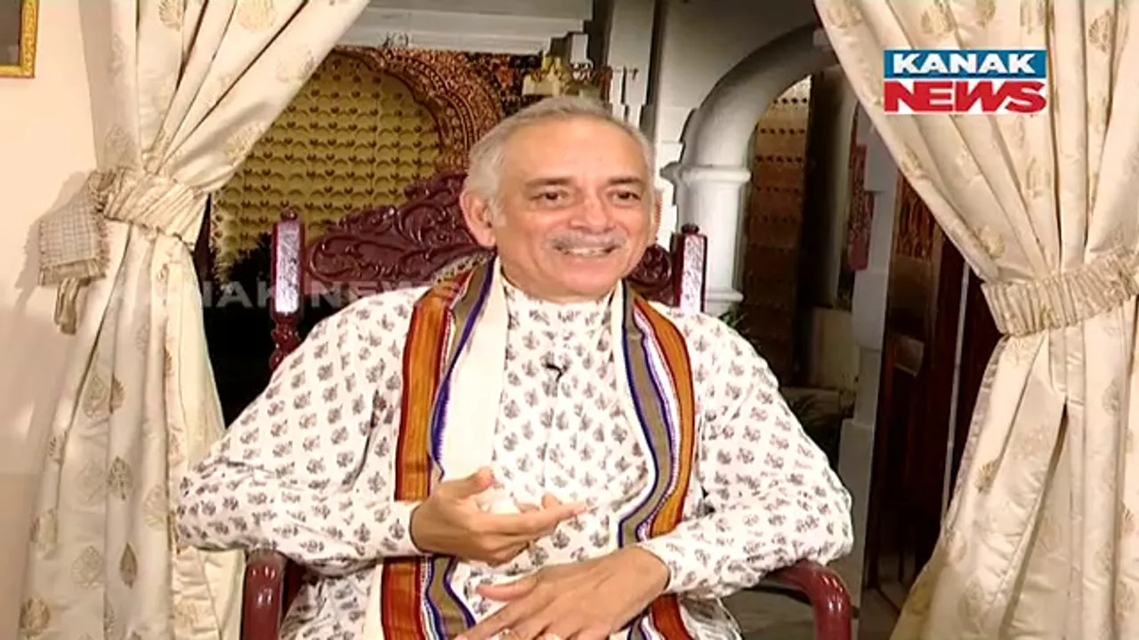  ୫ ବର୍ଷରେ ଥରେ ରତ୍ନଭଣ୍ଡାର ଖୋଲିବା କଥା । ରତ୍ନଭଣ୍ଡାର ଖୋଲାଯିବ କି ନାହିଁ, ରାଜ୍ୟ ସରକାର ନିଷ୍ପତ୍ତି ନେବେ । ବଡ ବୟାନ ରଖିଲେ ଗଜପତି ମହାରାଜ ।