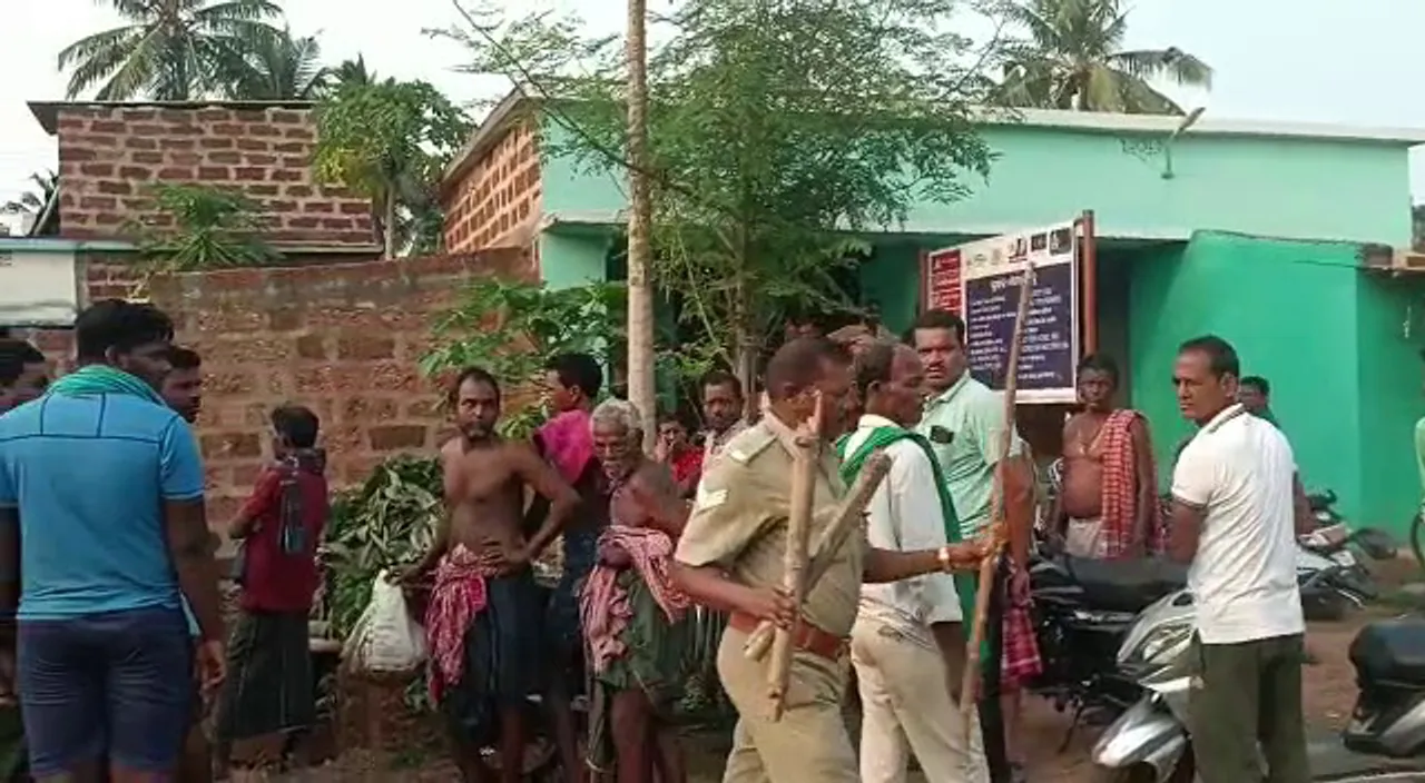  ନିଶାଶକ୍ତ ପୁଅର ବିଭତ୍ସ କାଣ୍ଡ : ବାପାକୁ କୁରାଢ଼ିରେ ହାଣି କଲା ହତ୍ୟା; ଅଭିଯୁକ୍ତ ପୁଅକୁ ଗିରଫ କରି ପୋଲିସର ତଦନ୍ତ