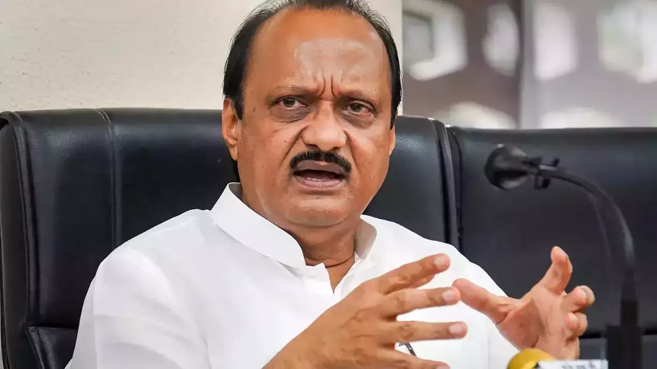  ଶରଦଙ୍କୁ ଛାଡୁଛନ୍ତି, ଅଜିତଙ୍କ ହାତ ଧରୁଛନ୍ତି । ମହାରାଷ୍ଟ୍ରରେ ଧୀରେ ଧୀରେ ବଢୁଛି ଅଜିତଙ୍କ ପାୱାର । ଗୋଷ୍ଠୀ ବଦଳାଉଛନ୍ତି ଏନସିପି ବିଧାୟକ ।