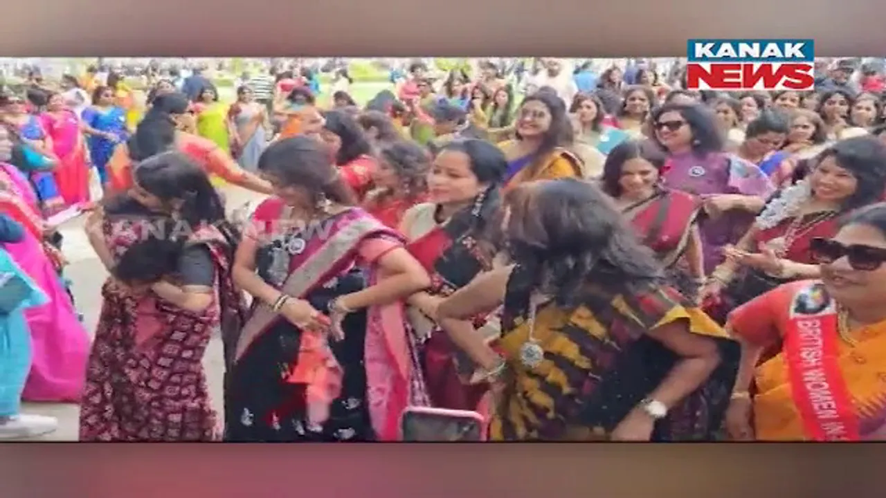  ଜାତୀୟ ହସ୍ତତନ୍ତ ଦିବସ : ଲଣ୍ଡନରେ ରଙ୍ଗବତୀ ଗୀତରେ ନାଚିଲେ ପ୍ରବାସୀ ଓଡ଼ିଆ ମହିଳା