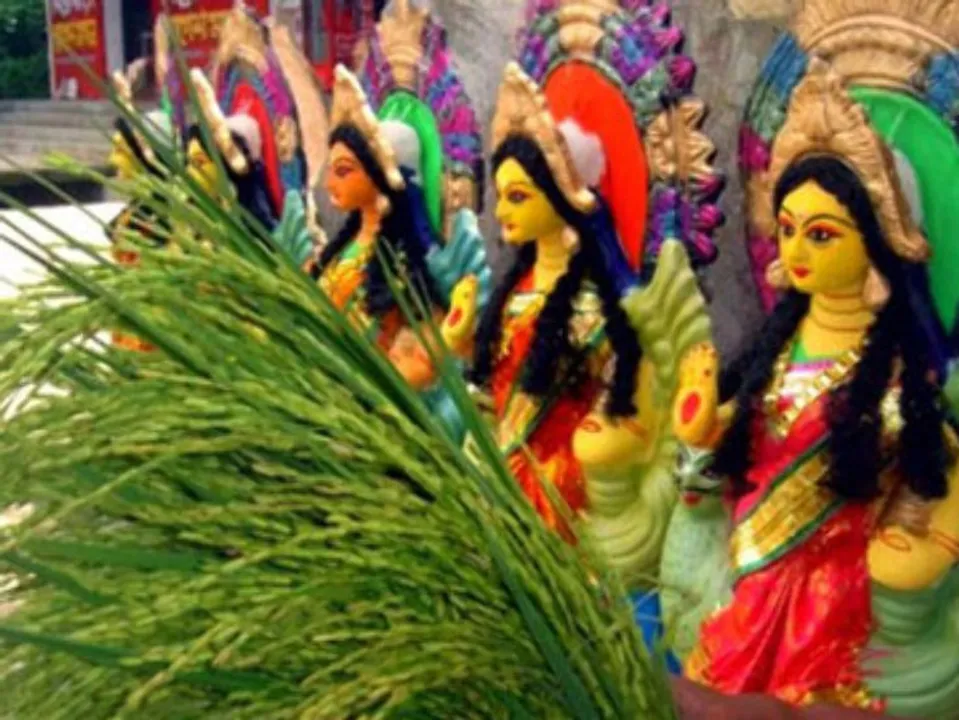  ଆସନ୍ତାକାଲି ପଶ୍ଚିମ ଓଡ଼ିଶାର ଗଣପର୍ବ ନୂଆଁଖାଇ : ହାଟ ବଜାରରେ ଗହଳି, ଶେଷ ପର୍ଯ୍ୟାୟରେ ପ୍ରସ୍ତୁତି