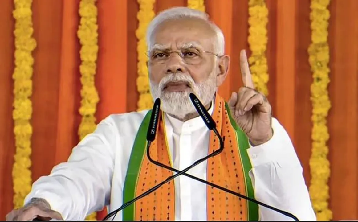  ହିନ୍ଦୀ ହାର୍ଟଲ୍ୟାଣ୍ଡରେ ବିଧାନସଭା ନିର୍ବାଚନକୁ ନେଇ ମୋଦୀଙ୍କ ମାରାଥନ ପ୍ରଚାର, ସଭାରେ କହିଲେ, କଂଗ୍ରେସ ଶାସନ ବେଳେ ଗୁଜୁରାଟର ବିକାଶ ଥିଲା ସ୍ୱପ୍ନ