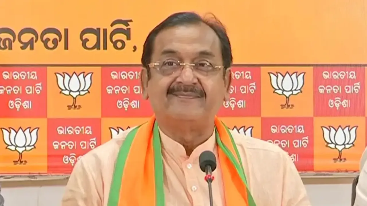  ସମ୍ବାଦରେ ହୋଇଥିବା ରେଡ୍ ପ୍ରାୟୋଜିତ : ପ୍ରେସମିଟରେ ସମୀର ମହାନ୍ତିଙ୍କ କଡା ସମାଲୋଚନା