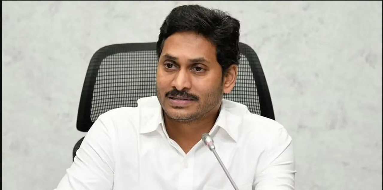  ଟ୍ରେନ ଦୁର୍ଘଟଣାରେ ଶୋକ ପ୍ରକାଶ କଲେ ଆନ୍ଧ୍ର ମୁଖ୍ୟମନ୍ତ୍ରୀ । ମୂଳ କାରଣ ଖୋଜିବାକୁ ଦେଲେ ନିର୍ଦ୍ଦେଶ ।
