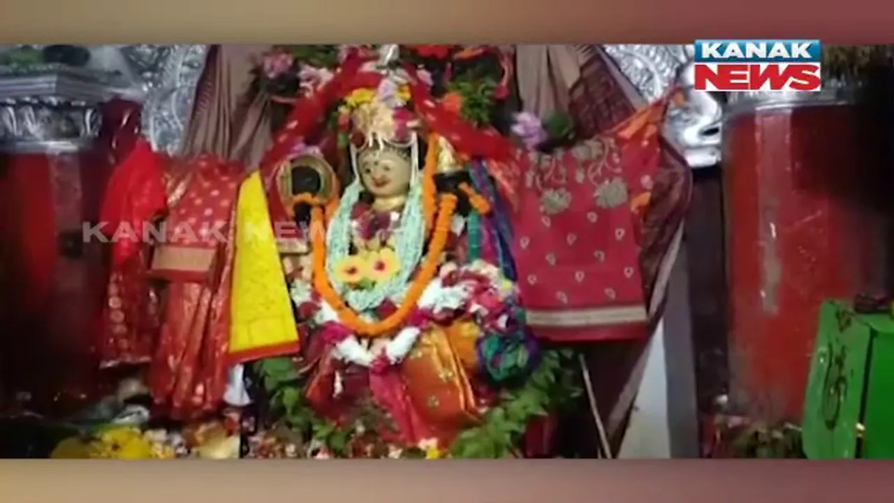  କାକଟପୁରରେ ପାଳନ ହେଲା ନିଶା ମଙ୍ଗଳବାର: ମା ମଙ୍ଗଳାଙ୍କ ପୀଠରେ ଭକ୍ତଙ୍କ ଭିଡ