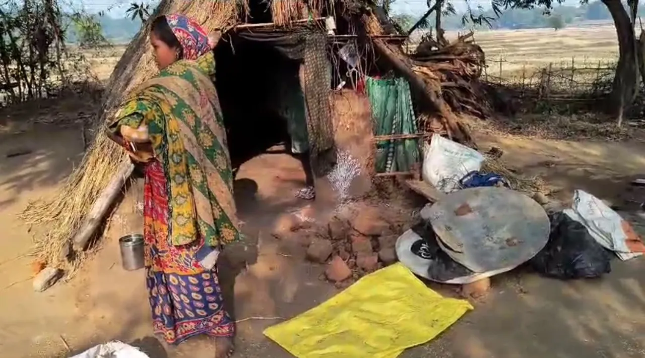  ନୀଳଗିରିରେ ହାତୀ ଆତଙ୍କ । ଘର ଭାଙ୍ଗି କରୁଛି ଆକ୍ରମଣ ।