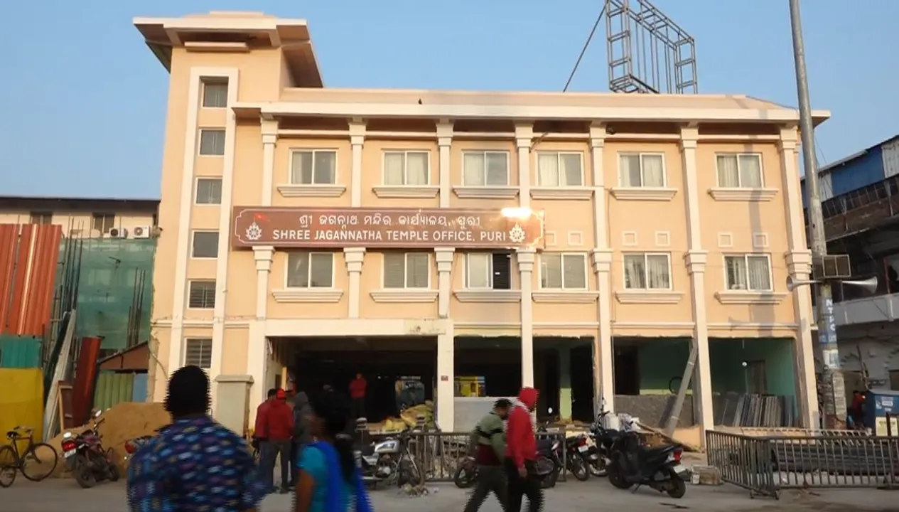  ଶ୍ରୀମନ୍ଦିର ପରିକ୍ରମା ପ୍ରକଳ୍ପ ଲୋକାର୍ପଣ ପାଇଁ ଚାଲିଛି ଜୋରଦାର ପ୍ରସ୍ତୁତି । ପ୍ରଥମେ ଶ୍ରୀଜଗନ୍ନାଙ୍କ ପାଖକୁ ଗଲା ନିମନ୍ତ୍ରଣ ପତ୍ର ।