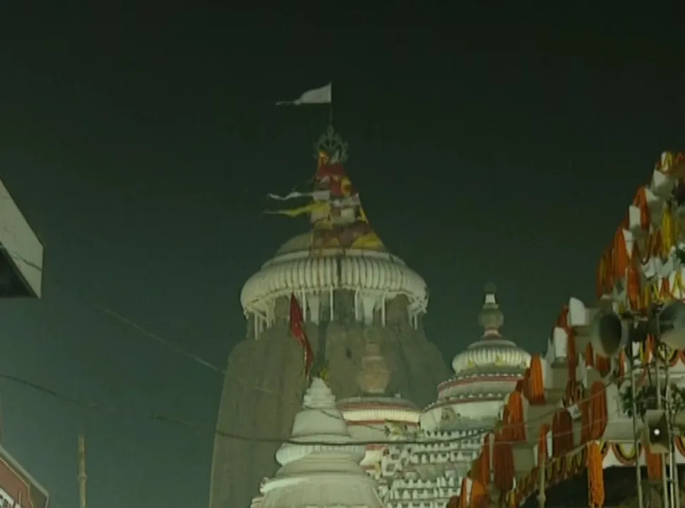  ନୂଆବର୍ଷରେ ଶ୍ରୀମନ୍ଦିରରେ ନୂଆ ନିୟମ । ଲାଗୁ ହେବ ଡ୍ରେସ କୋଡ୍, ଶାଳିନତାପୂର୍ଣ୍ଣ ପୋଷାକ ନପିନ୍ଧିଲେ ମନ୍ଦିର ପ୍ରବେଶ ମନା