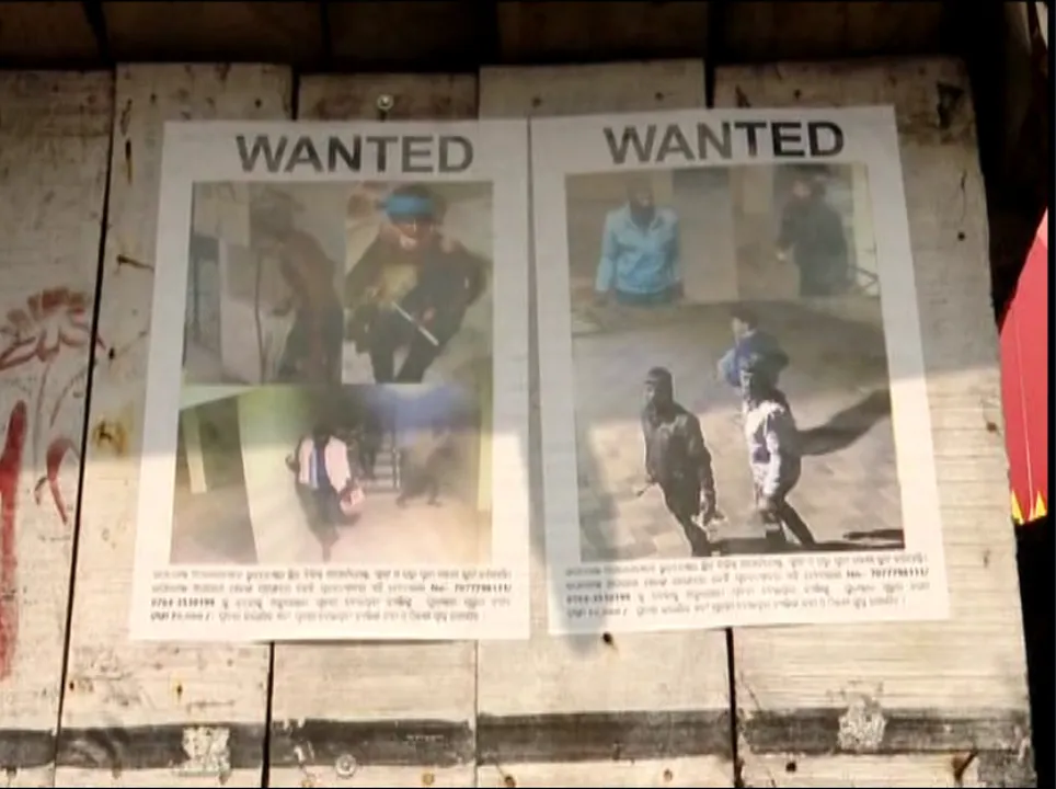  ଧରିବାକୁ ଚୋର, ପୋଲିସ ମାରିଲା ପୋଷ୍ଟର । ସୂଚନା ଦେଲେ ମିଳିବ ୧୦ ହଜାର ଟଙ୍କାର ପୁରସ୍କାର ।