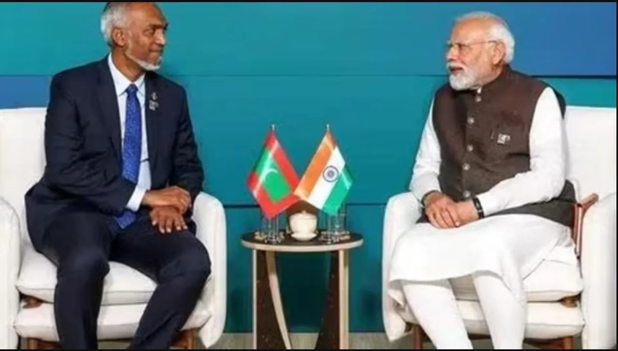  ବଢ଼ୁଛି ଭାରତ-ମାଳଦ୍ୱୀପ ବିବାଦ । ଭାରତୀୟ ପର୍ଯ୍ୟଟକ ମୁହଁ ଫେରାଇବା ପରେ ଚୀନ ଆଶ୍ରାରେ ମାଳଦ୍ୱୀପ ରାଷ୍ଟ୍ରପତି । ସେପଟେ ଲାକ୍ଷାଦୀପରେ ହେବ ନୂଆ ବିମାନ ବନ୍ଦର ।