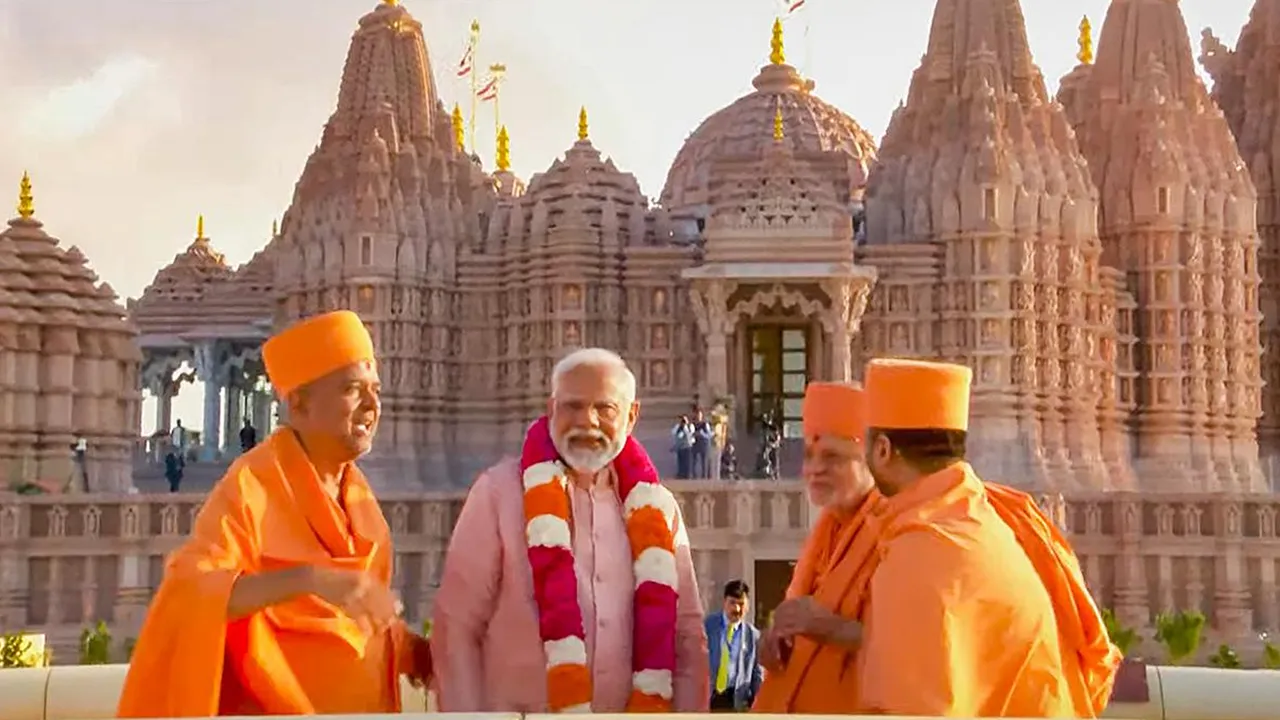  ୟୁଏଇ ମାଟିରେ ଖୋଲିଲା ପ୍ରଥମ ହିନ୍ଦୁ ମନ୍ଦିର । ପ୍ରଧାନମନ୍ତ୍ରୀ ମୋଦୀ କଲେ ଉଦଘାଟନ