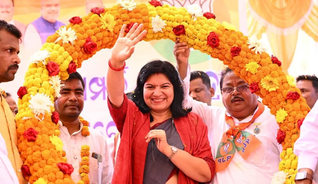  ଭୁବନେଶ୍ୱର ଲୋକସଭା ପାଇଁ ବିଜେପି ଟିକେଟ ହାତେଇଲେ ଅପରାଜିତା । କହିଲେ, ଉଭୟ ବିଧାନସଭା ଓ ଲୋକସଭାରେ ଜିତିବ ବିଜେପି ।