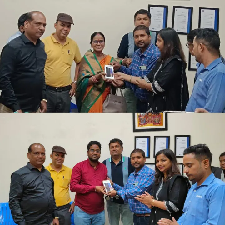  ଠିକ୍ ସମୟରେ ପୈଠ କରୁଥିବା ଗ୍ରାହକଙ୍କୁ ଟିପିଏନଡିଏଲ ଦେଲା ମୋବାଇଲ ଉପହାର । ୪୫୦ ଜଣ ଉପଭୋକ୍ତାଙ୍କ ମିଳିଲା ସ୍ମାର୍ଟ ଫୋନ