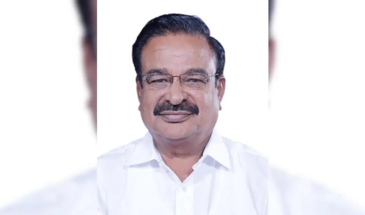  ମିଳିଲାନି ନିର୍ବାଚନ ପାଇଁ ଟିକେଟ, ବିଷ ପିଇଦେଲେ ଆଶାୟୀ ପ୍ରାର୍ଥୀ । କୀଟନାଶକ ପିଇ ଆତ୍ମହତ୍ୟା ଉଦ୍ୟମ କଲେ ସାଂସଦ