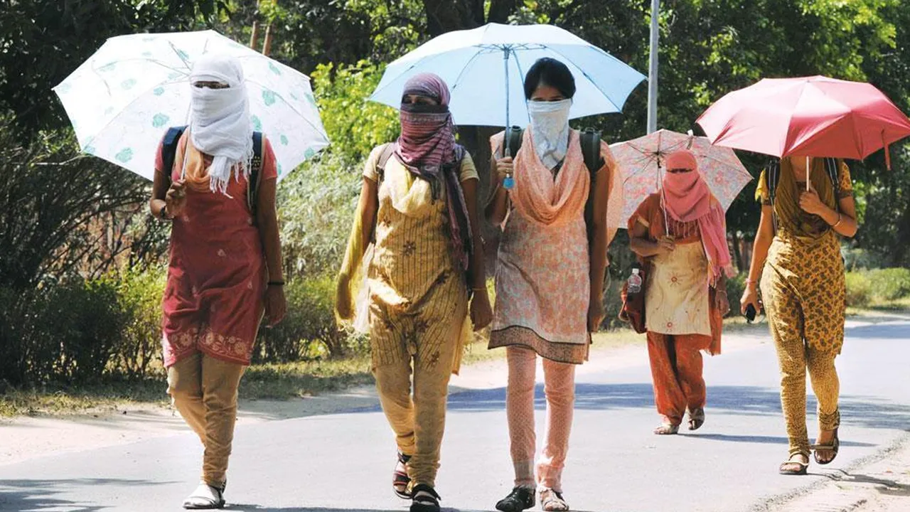  ତାତିରୁ କେବେ ମିଳିବ ତ୍ରାହି । ୩୦ ତାରିଖ ଯାଏ ବିଭିନ୍ନ ଜିଲ୍ଲାକୁ ରେଡ୍ ୱାର୍ଣ୍ଣିଂ । ସାଢେ ୨ଟା ସୁଦ୍ଧା ଝାରସୁଗୁଡା ରାଜ୍ୟର ସବୁଠାରୁ ଉତପ୍ତ ସହର