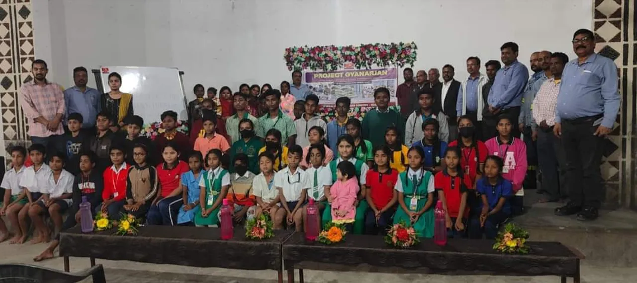  ହିଣ୍ଡାଲକୋର ପ୍ରୋଜେକ୍ଟ ଜ୍ଞାନାର୍ଜନ ପ୍ରବେଶିକା ପରୀକ୍ଷା ନିମନ୍ତେ ଛାତ୍ର ଛାତ୍ରୀଙ୍କୁ ତାଲିମ ଦେଉଛି