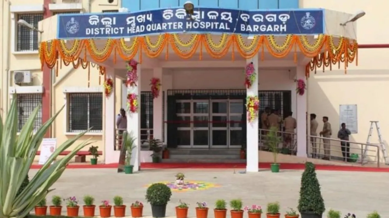  ବରଗଡ଼ରେ ସ୍ୱାସ୍ଥ୍ୟସେବା ବିପର୍ଯ୍ୟସ୍ତ । ଭୋଟ ବର୍ଜନ ପାଇଁ ଚେତାବନୀ ଦେଲେ ଅତାବିରାବାସୀ