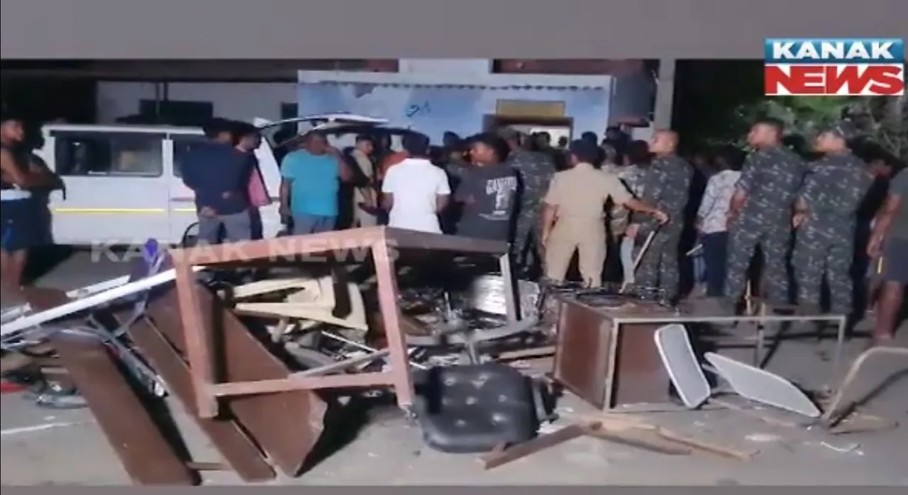  ଅସୁସ୍ଥ ଯୁବକଙ୍କ ମୃତ୍ୟୁ । ଘରୋଇ କ୍ଲିନକ ଭଙ୍ଗାରୁଜା କଲେ ପରିବାର ଲୋକେ